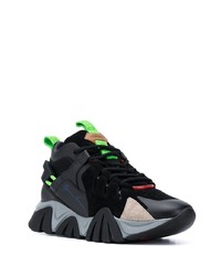 Мужские черные кроссовки от Versace