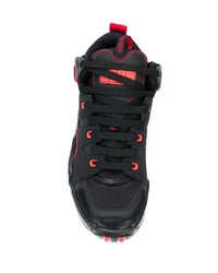 Мужские черные кроссовки от Gcds