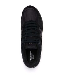 Мужские черные кроссовки от New Balance