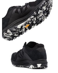 Мужские черные кроссовки от Merrell