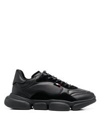 Мужские черные кроссовки от Moncler