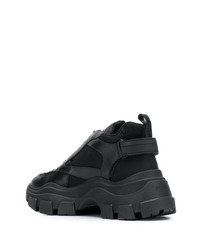 Мужские черные кроссовки от Prada