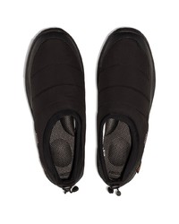 Мужские черные кроссовки от Suicoke