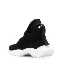 Мужские черные кроссовки от Cinzia Araia