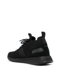 Мужские черные кроссовки от BOSS