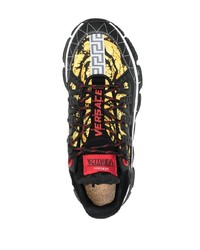 Мужские черные кроссовки от Versace