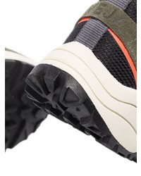 Мужские черные кроссовки от Veja