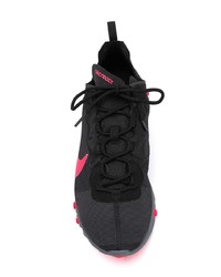 Женские черные кроссовки от Nike