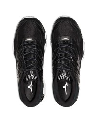 Мужские черные кроссовки от Mizuno