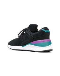 Женские черные кроссовки от New Balance