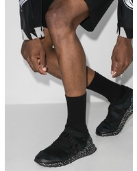 Мужские черные кроссовки от adidas
