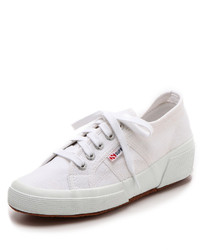 Женские черные низкие кеды от Superga