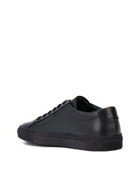 Мужские черные низкие кеды от Common Projects