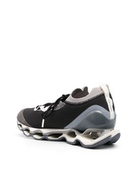 Мужские черные низкие кеды от Mizuno