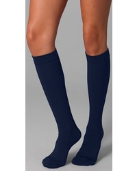 Женские черные носки от Plush