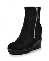 Черные полусапоги от Grand Style