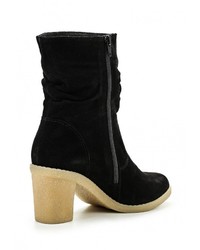 Черные полусапоги от Laura Valorosa