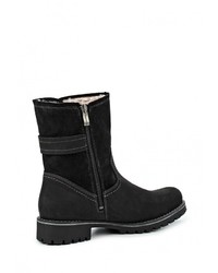 Черные полусапоги от Tamaris