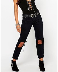 Черные рваные джинсы-бойфренды от Glamorous