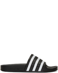 Черные резиновые сандалии на плоской подошве от adidas