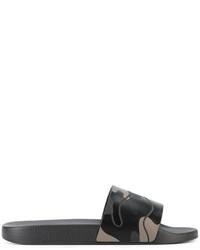 Мужские черные резиновые сандалии от Valentino Garavani
