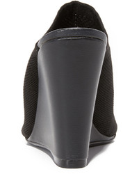 Черные сабо от Joie