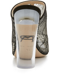 Черные сабо от Paul Andrew