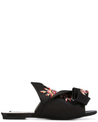 Черные сандалии на плоской подошве с цветочным принтом от No.21