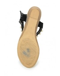 Черные сандалии на плоской подошве от Flyfor