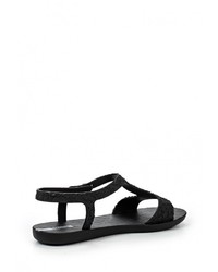 Черные сандалии на плоской подошве от Ipanema