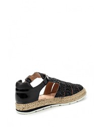 Черные сандалии на плоской подошве от Kanna