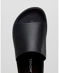 Черные сандалии на плоской подошве от Monki