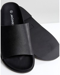 Черные сандалии на плоской подошве от Monki