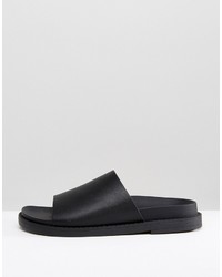 Черные сандалии на плоской подошве от Monki