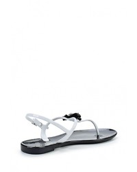 Черные сандалии на плоской подошве от Mon Ami