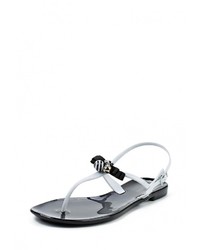 Черные сандалии на плоской подошве от Mon Ami