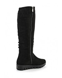 Черные сапоги от Bona Dea