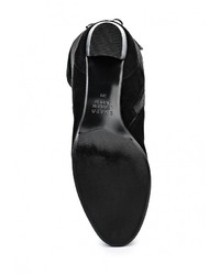 Черные сапоги от Elita