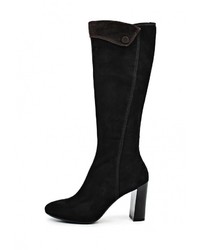 Черные сапоги от Marie Collet