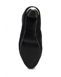 Черные сапоги от Style Shoes