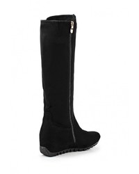 Черные сапоги от Wilmar