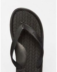 Мужские черные сланцы от Pull&Bear