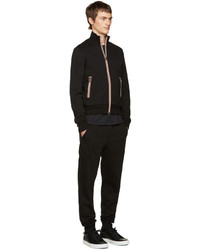 Мужские черные спортивные штаны от Moncler