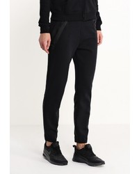 Женские черные спортивные штаны от Nike