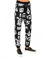 Женские черные спортивные штаны от Pavel Yerokin