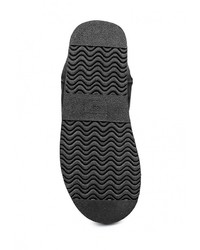 Черные угги от Joy