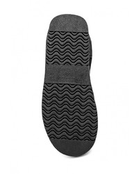 Черные угги от Joy