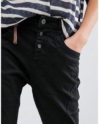 Черные узкие брюки от Vero Moda