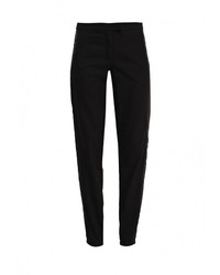 Черные узкие брюки от Brigitte Bardot