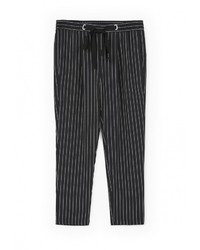 Черные узкие брюки от Mango